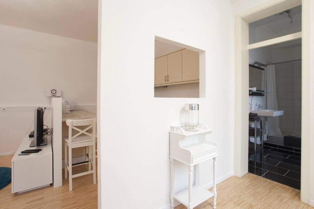Exclusive 2-Room Souterrain Apartment Νυρεμβέργη Εξωτερικό φωτογραφία