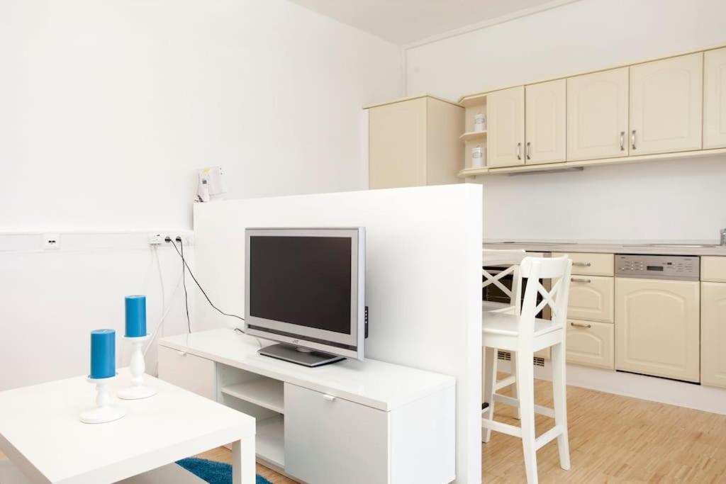Exclusive 2-Room Souterrain Apartment Νυρεμβέργη Εξωτερικό φωτογραφία